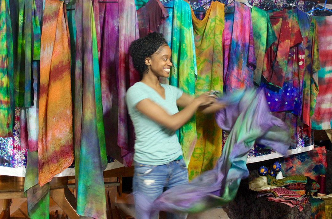Simone Evans featured designer on Pattern Observer https://test.patternobserver.com/2016/06/03/featured-designer-simone-evans/