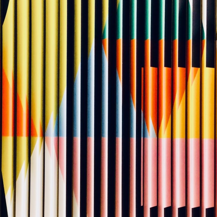 Freelance textile designer day rates and project-based pricing reference